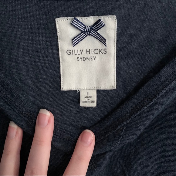 2 for $20🌟 Gilly Hicks Top - Picture 2 of 3